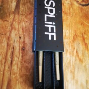 Opinia klienta Pudełko 3 pre-rolli - Amnesia ze zdjęciem - Spliff